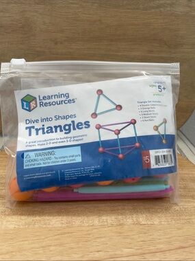 SALE! 50% Off NWT Learning Resources Dive into Shapes Triangles Kit Orange, Pink